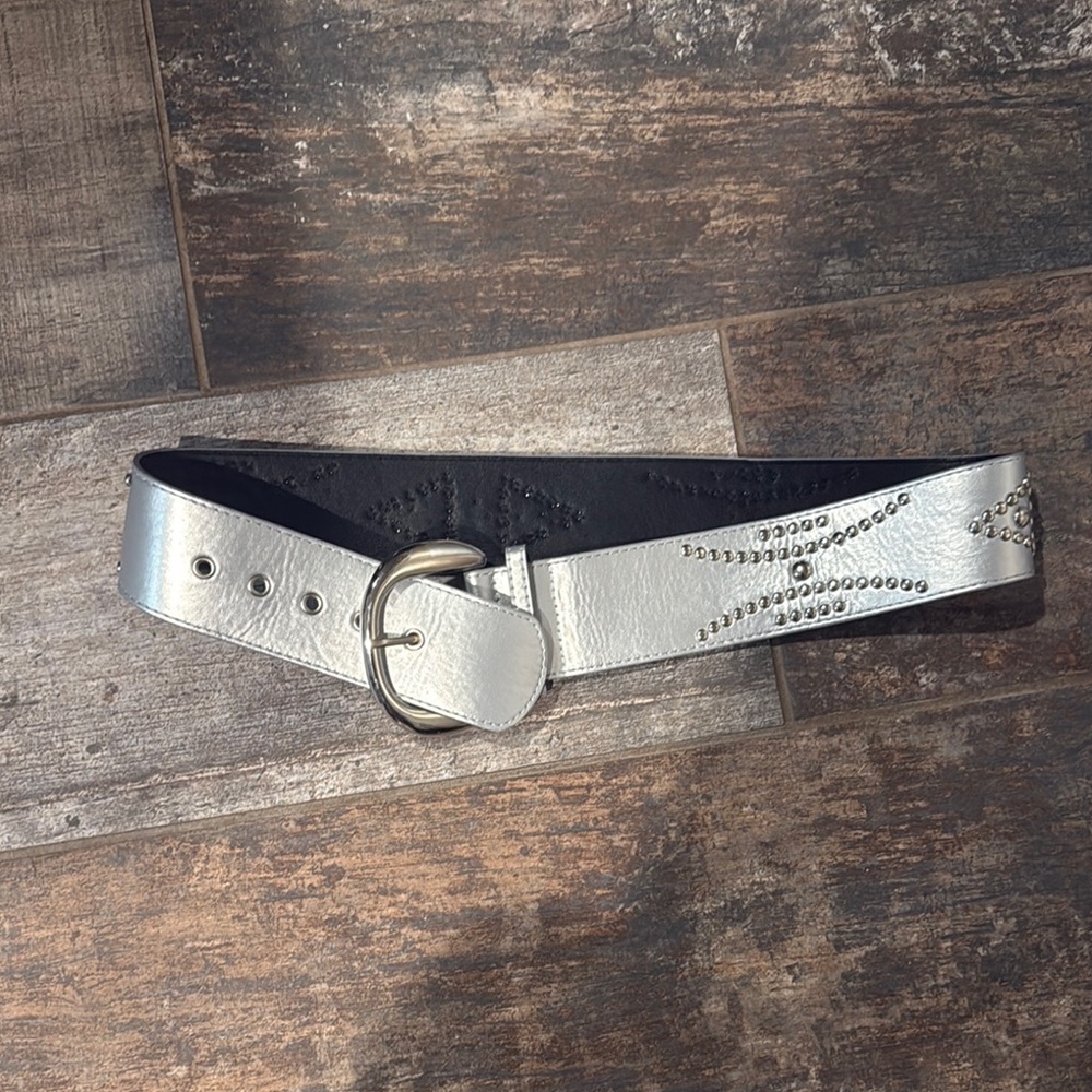 Silver Studded‎ Leather Belt